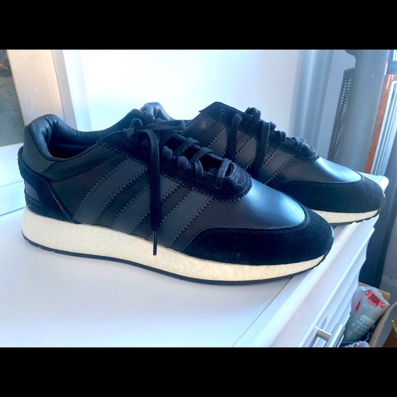 Adidas sneakers new no tags - Picture 1 of 5